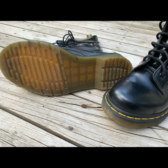 Dr. Martens combat boots 🖤🖤🖤 - Picture 2 of 6